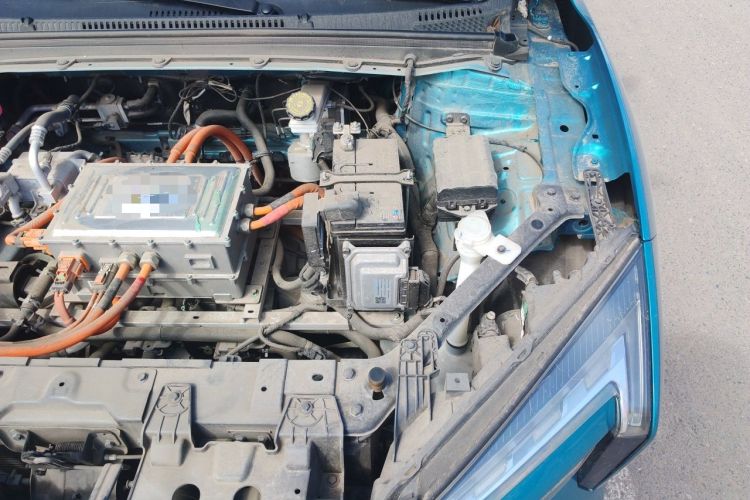 Used JMEV GSE 2023 Dream Edition 40 Standard Model Engine Bay Left