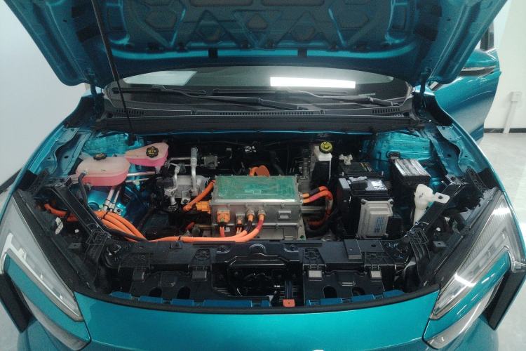 Used JMEV GSE 2023 Dream Edition 40 Standard Model Engine Bay