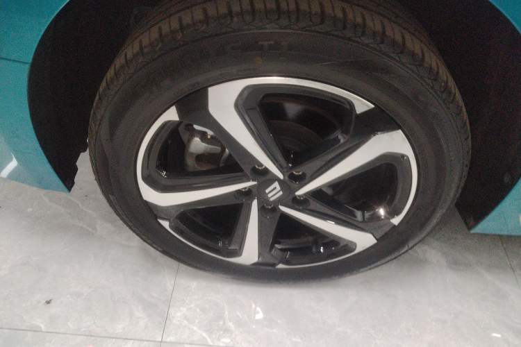 Used JMEV GSE 2023 Standard Range Industry Edition Exterior 8