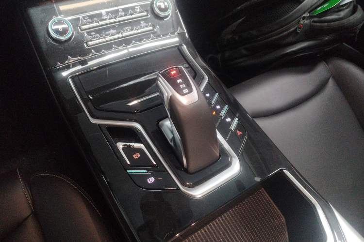 Used JMEV GSE 2023 Standard Range Industry Edition Gear Lever
