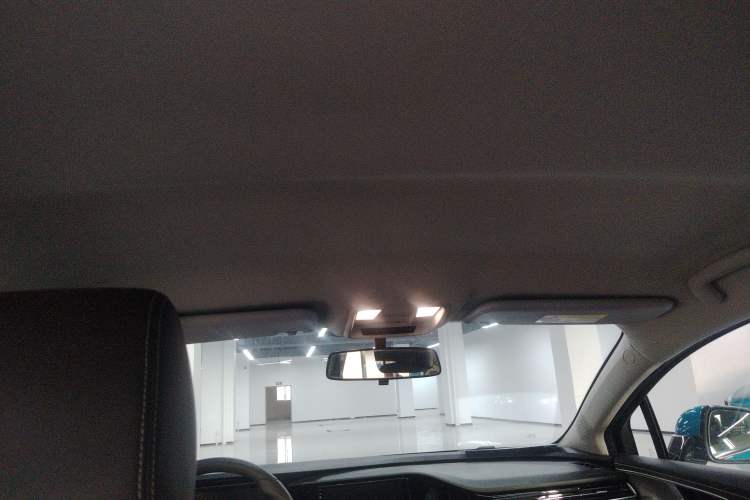 Used JMEV GSE 2023 Standard Range Industry Edition Headliner