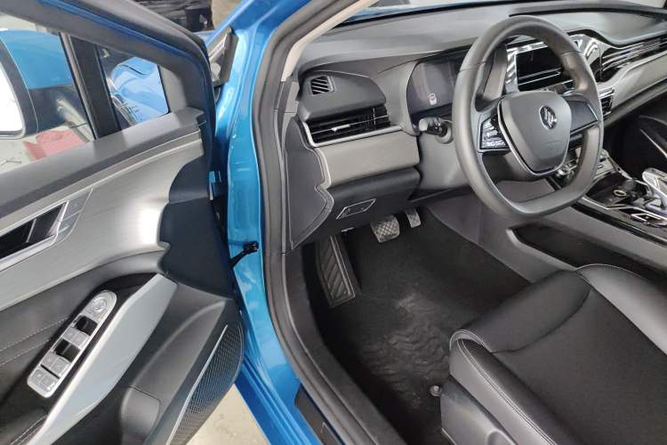 Used JMEV GSE 2023 Dream Edition 40 Standard Model Interior 2