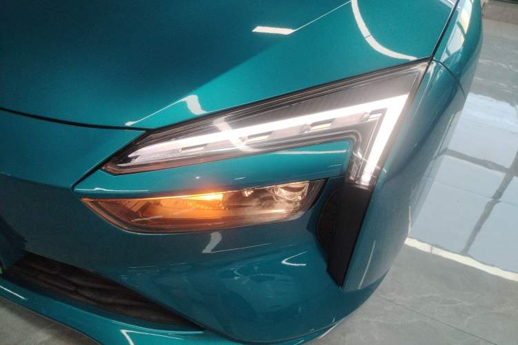 Used JMEV GSE 2023 Standard Range Industry Edition Left Front Headlight