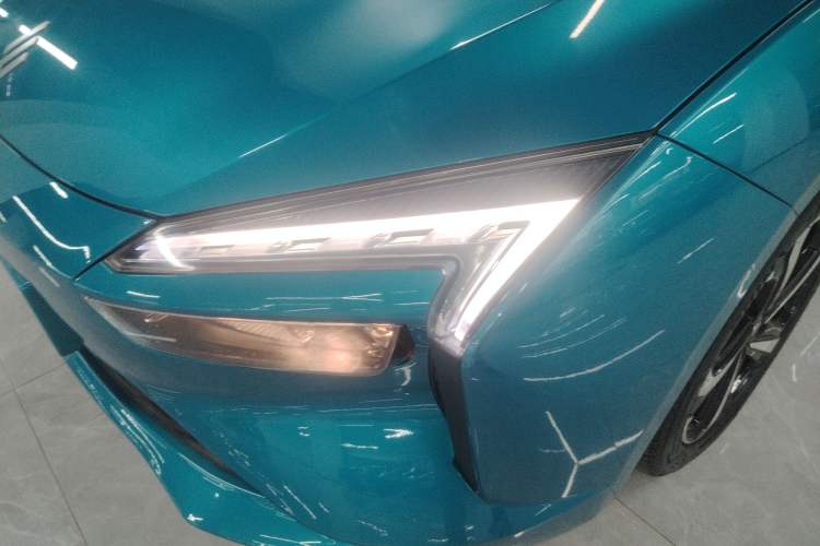 Used JMEV GSE 2023 Standard Range Industry Edition Left Front Headlight