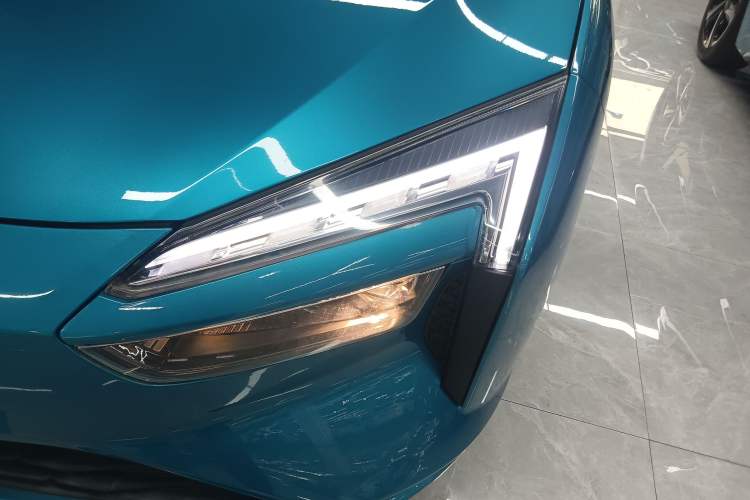 Used JMEV GSE 2023 Standard Range Industry Edition Left Front Headlight
