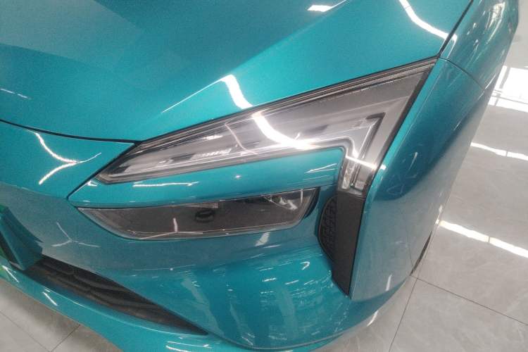 Used JMEV GSE 2023 Dream Edition 40 Standard Model Left Front Headlight