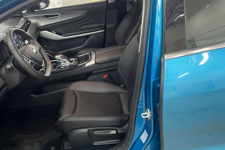 Used JMEV GSE 2023 Dream Edition 40 Standard Model Left Front Seat