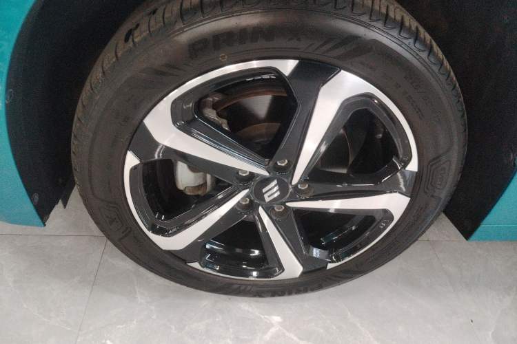 Used JMEV GSE 2023 Dream Edition 40 Standard Model Left Front Wheel Hub