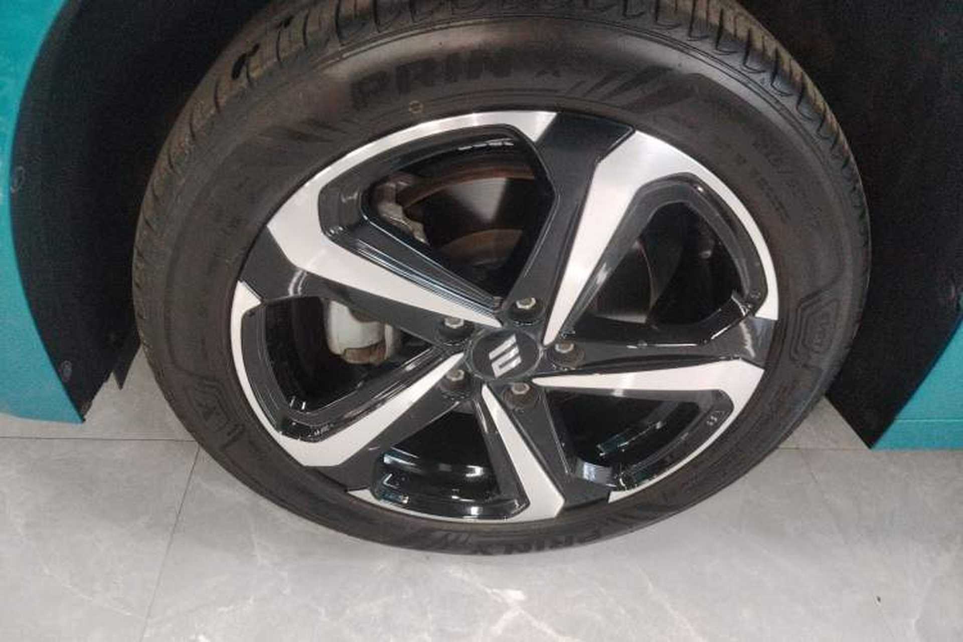 Used JMEV GSE 2023 Dream Edition 40 Standard Model Left Front Wheel Hub