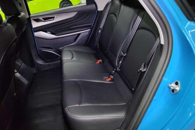 Used JMEV GSE 2023 Standard Range Industry Edition Left Rear Seat