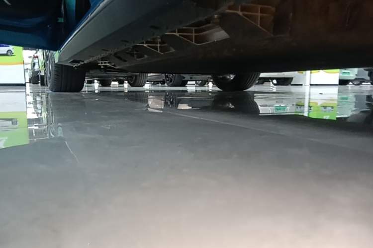 Used JMEV GSE 2023 Standard Range Industry Edition Left Side Sill