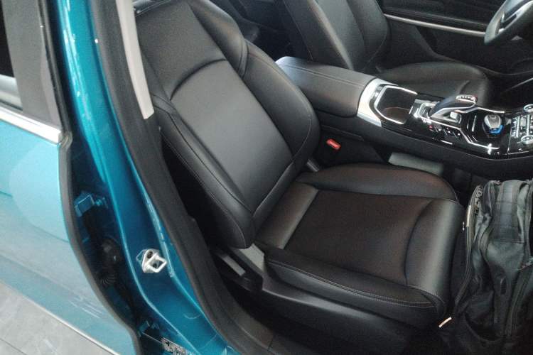 Used JMEV GSE 2023 Standard Range Industry Edition Right Front Seat