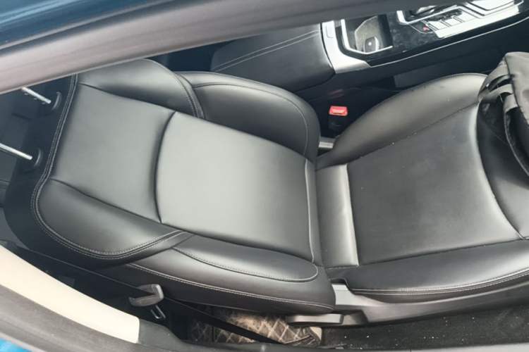 Used JMEV GSE 2023 Standard Range Industry Edition Right Front Seat