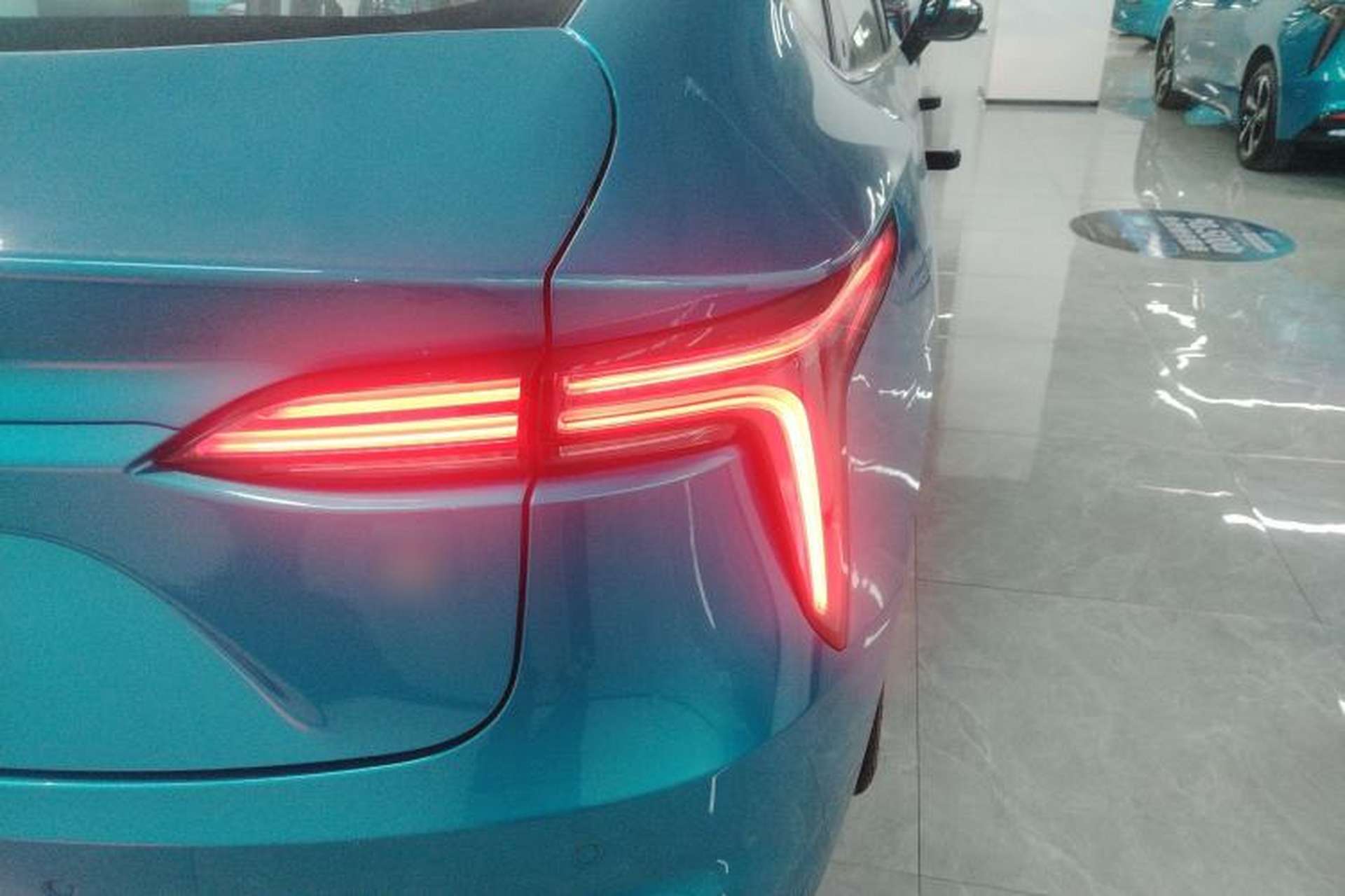 Used JMEV GSE 2023 Standard Range Industry Edition Right Rear Taillight