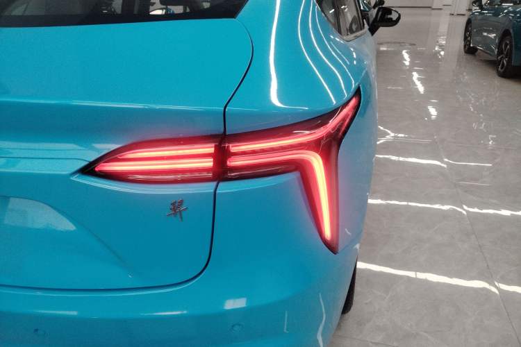 Used JMEV GSE 2023 Standard Range Industry Edition Right Rear Taillight