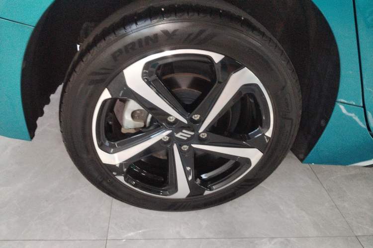 Used JMEV GSE 2023 Standard Range Industry Edition Right Rear Wheel Hub