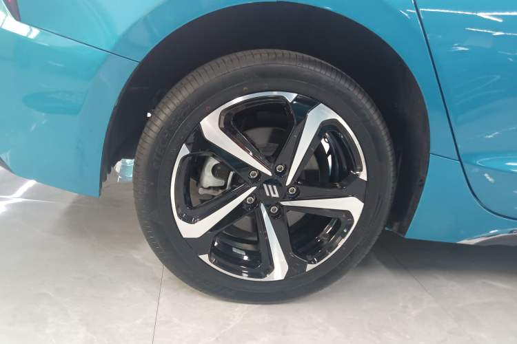 Used JMEV GSE 2023 Standard Range Industry Edition Right Rear Wheel Hub