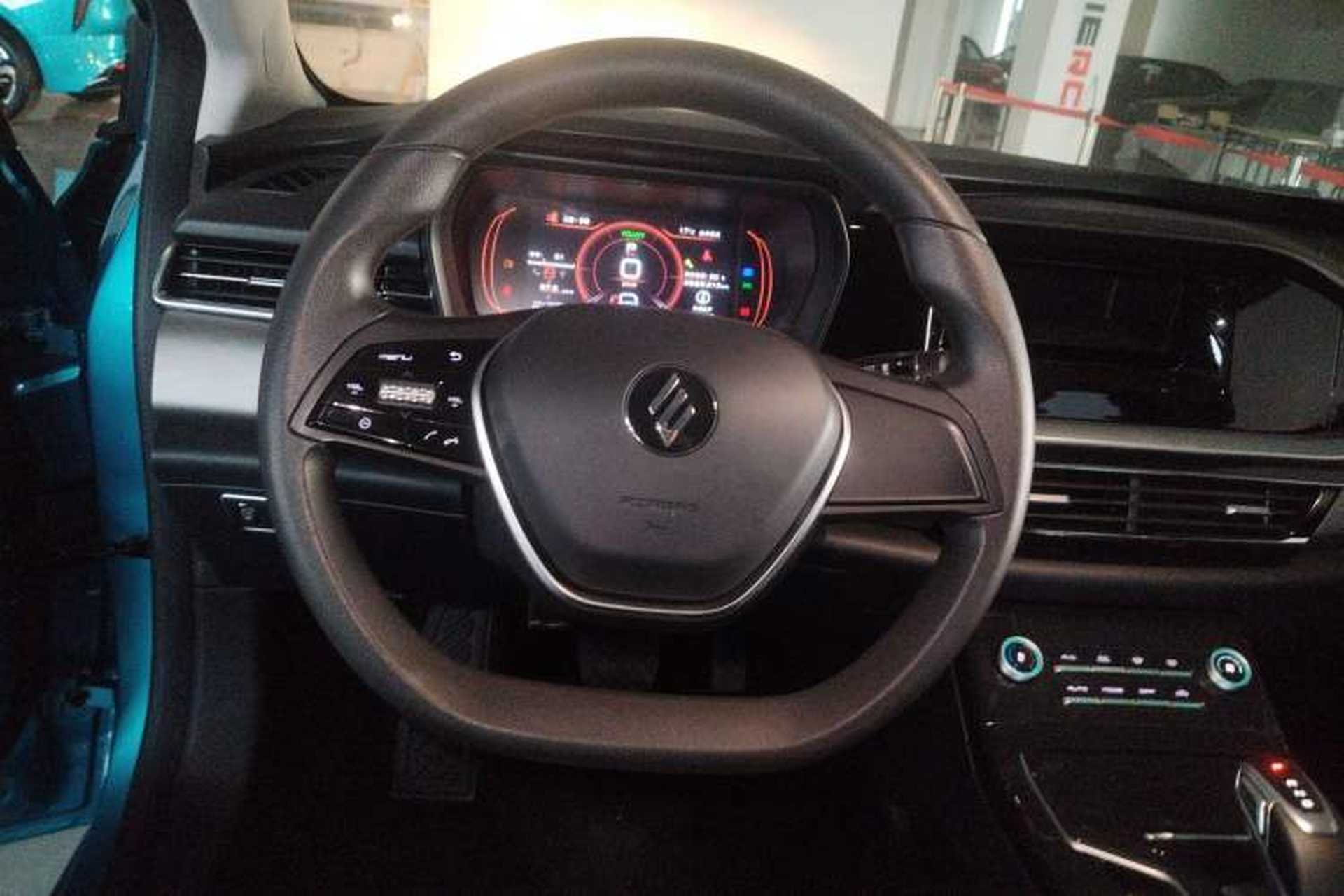 Used JMEV GSE 2023 Standard Range Industry Edition Steering Wheel