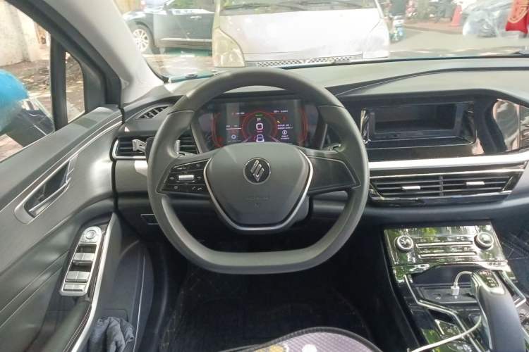 Used JMEV GSE 2023 Standard Range Industry Edition Steering Wheel