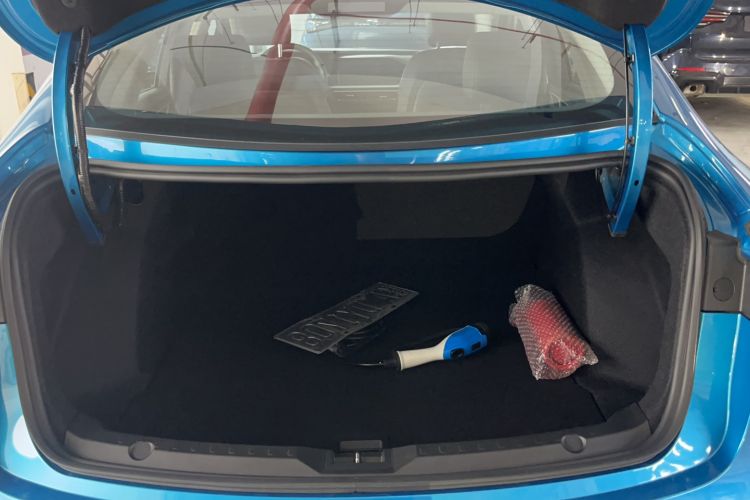Used JMEV GSE 2023 Standard Range Industry Edition Trunk