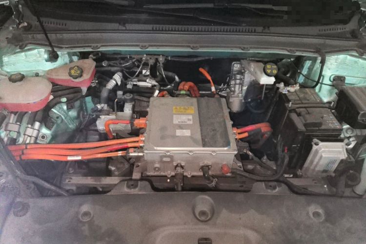 Used JMEV GSE 2023 Dream Edition 52 Comfort Model Engine Bay