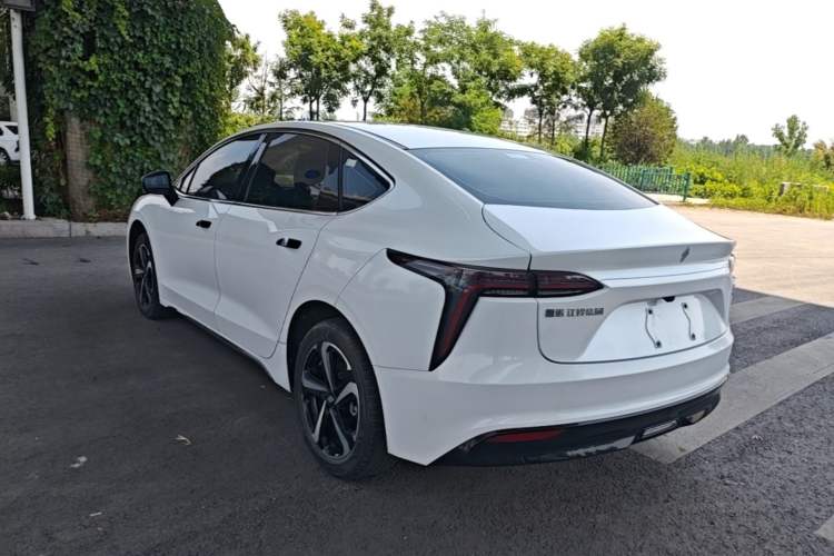 Used JMEV GSE 2023 Standard Range Industry Edition Exterior 2