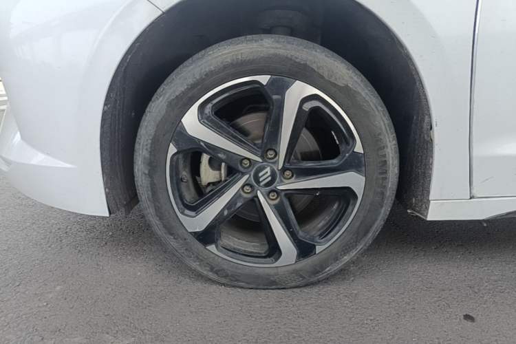 Used JMEV GSE 2023 Standard Range Industry Edition Exterior 4
