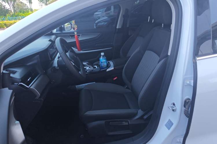 Used JMEV GSE 2023 Online Booking Version 40 Industry Edition Left Front Seat