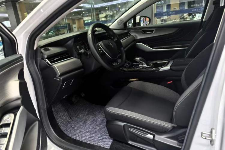 Used JMEV GSE 2023 Online Booking Version 52 Industry Edition Left Front Seat