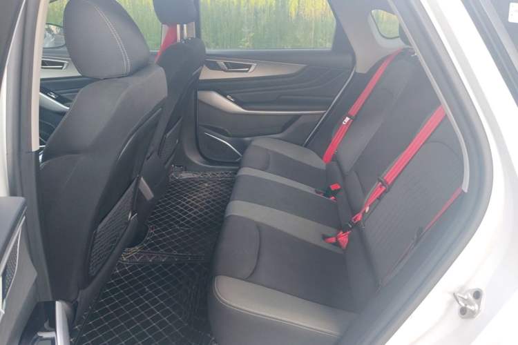 Used JMEV GSE 2023 Standard Range Industry Edition Left Rear Seat