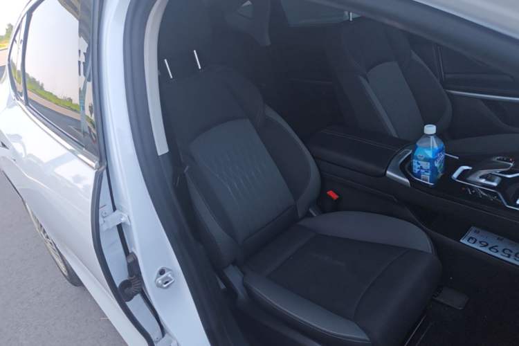 Used JMEV GSE 2023 Online Booking Version 40 Industry Edition Right Front Seat