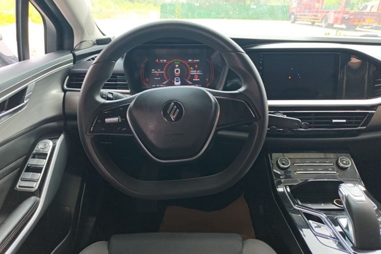 Used JMEV GSE 2023 Standard Range Industry Edition Steering Wheel