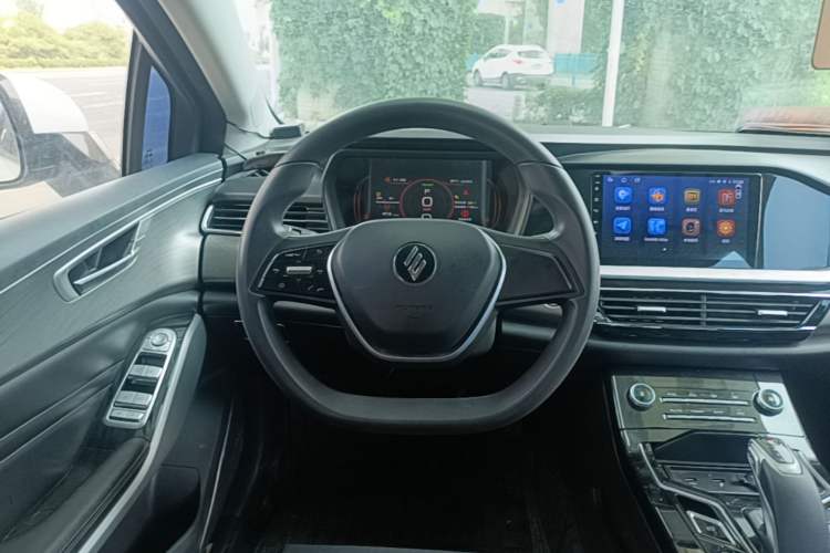 Used JMEV GSE 2023 Standard Range Industry Edition Steering Wheel