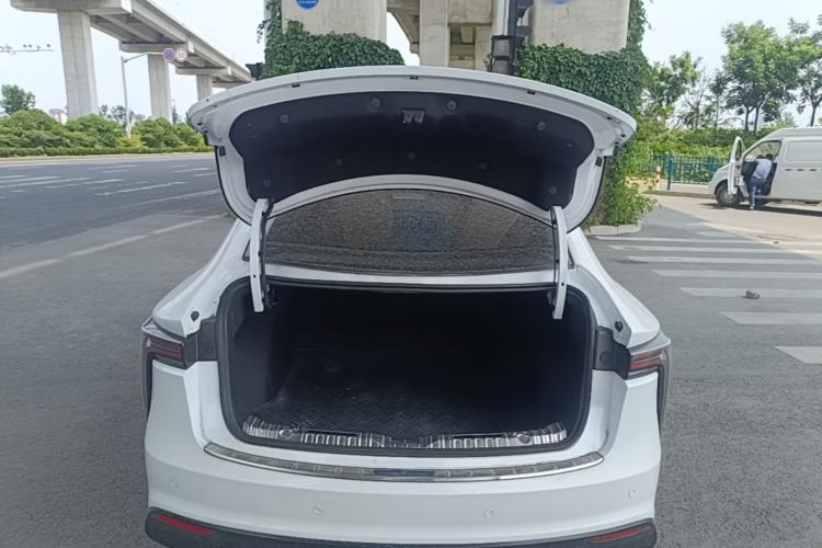 Used JMEV GSE 2023 Standard Range Industry Edition Trunk