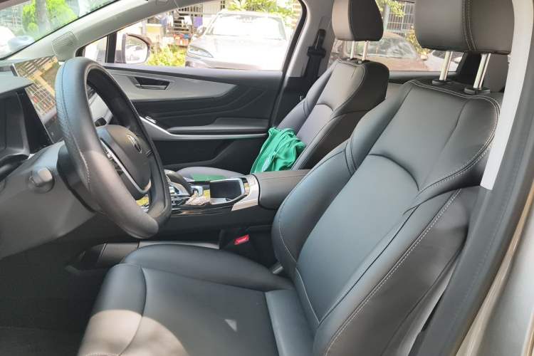 Used JMEV GSE 2025 Long-Range Pro Left Front Seat