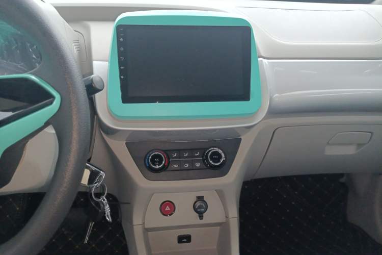 Used JMEV Xiao Qilin 2024 201km Comfort Version Audio And AC Panel