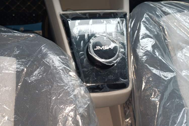 Used JMEV Xiao Qilin 2024 201km Comfort Version Gear Lever