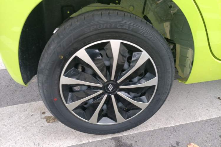 Used JMEV Xiao Qilin 2024 201km Comfort Version Right Rear Wheel Hub