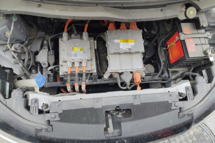 Used JMEV Xiao Qilin 2023 Joyful Edition 201km Comfort Model Engine Bay