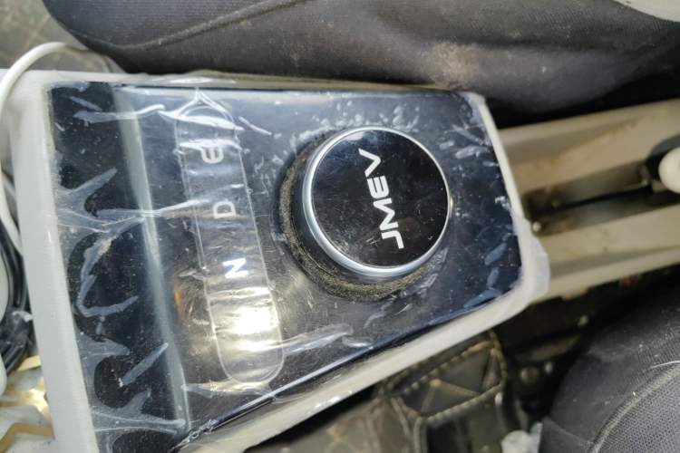 Used JMEV Xiao Qilin 2023 Joyful Edition 201km Comfort Model Gear Lever