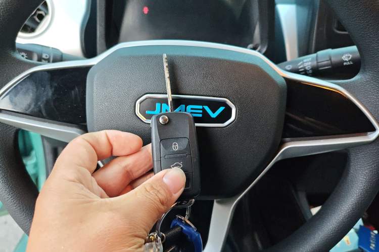 Used JMEV Xiao Qilin 2022 Heart-Pounding Edition Interior 1