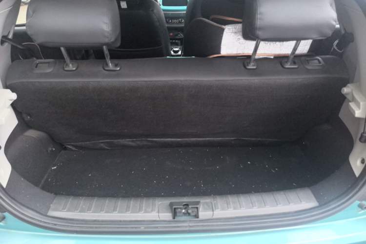 Used JMEV Xiao Qilin 2022 Dynamic Edition Trunk