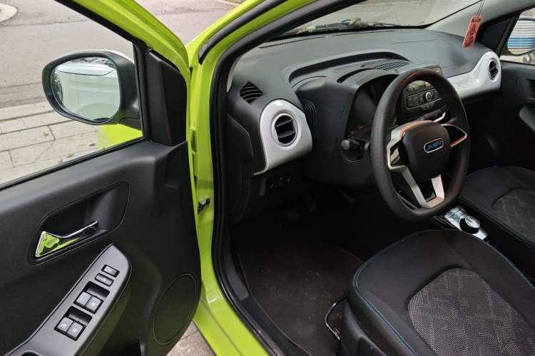Used JMEV Xiao Qilin 2022 Heart-Pounding Edition Driver Seat