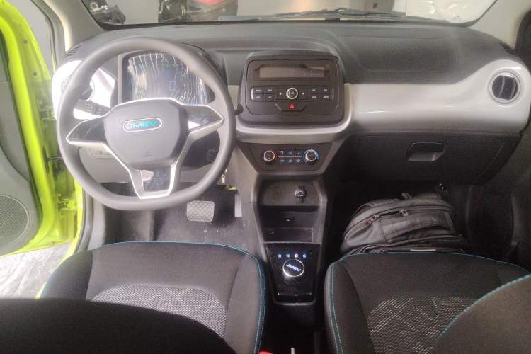 Used JMEV Xiao Qilin 2022 Heart-Pounding Edition Interior 2