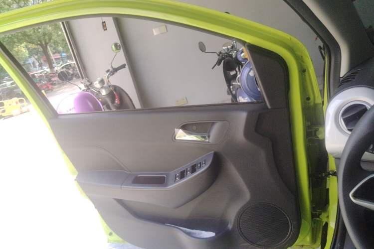 Used JMEV Xiao Qilin 2022 Heart-Pounding Edition Interior 7