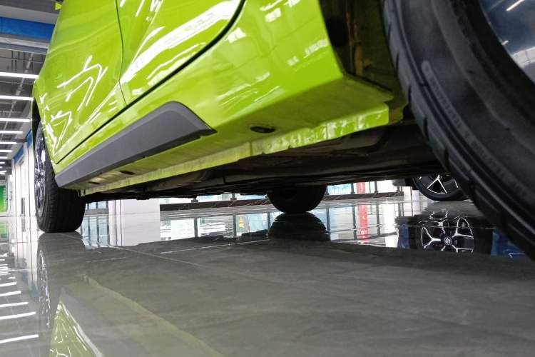 Used JMEV Xiao Qilin 2022 Heart-Pounding Edition Left Side Sill