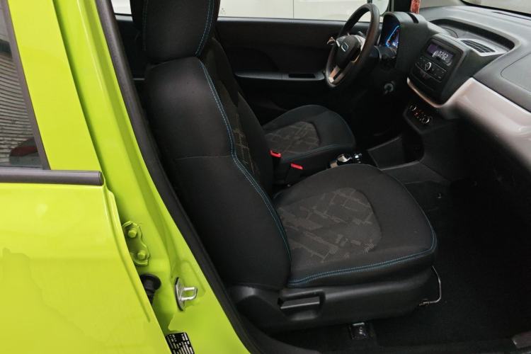 Used JMEV Xiao Qilin 2022 Heart-Pounding Edition Right Front Seat