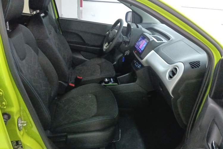 Used JMEV Xiao Qilin 2022 Heart-Pounding Edition Right Front Seat