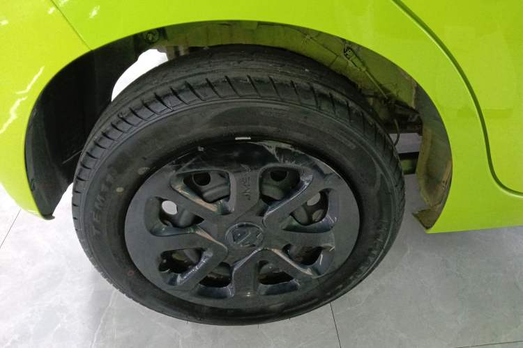 Used JMEV Xiao Qilin 2022 Heart-Pounding Edition Right Rear Wheel Hub