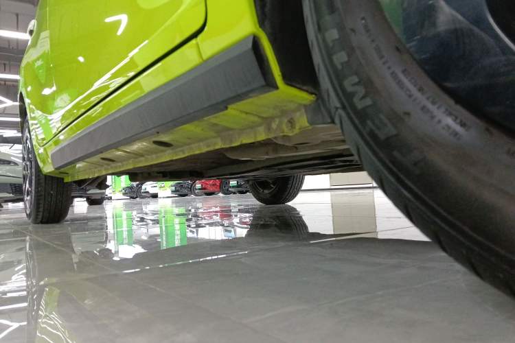 Used JMEV Xiao Qilin 2022 Heart-Pounding Edition Right Side Sill